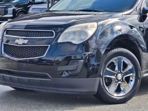 Used 2015 Chevrolet Equinox LT image 2