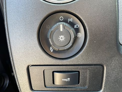 Used 2014 Ford F150 XLT w/ Equipment Group 302A Luxury image 20