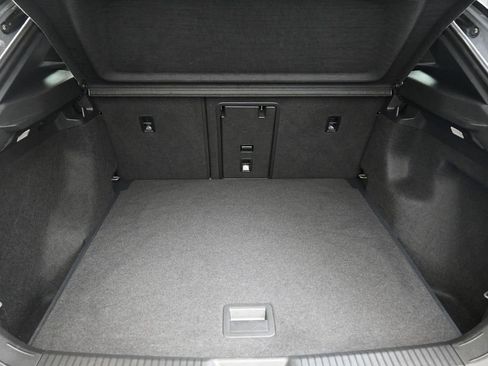 Used 2023 Volkswagen ID.4 Pro S image 19