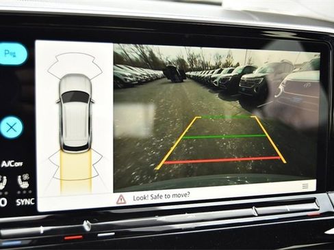 New 2026 Volkswagen Atlas Cross Sport SE image 13