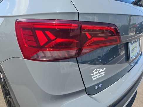 Used 2023 Volkswagen Taos SE w/ Panoramic Sunroof Package FWD image 31