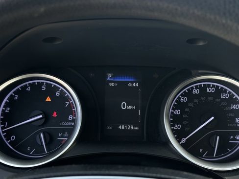 Used 2021 Toyota Camry LE FWD image 12