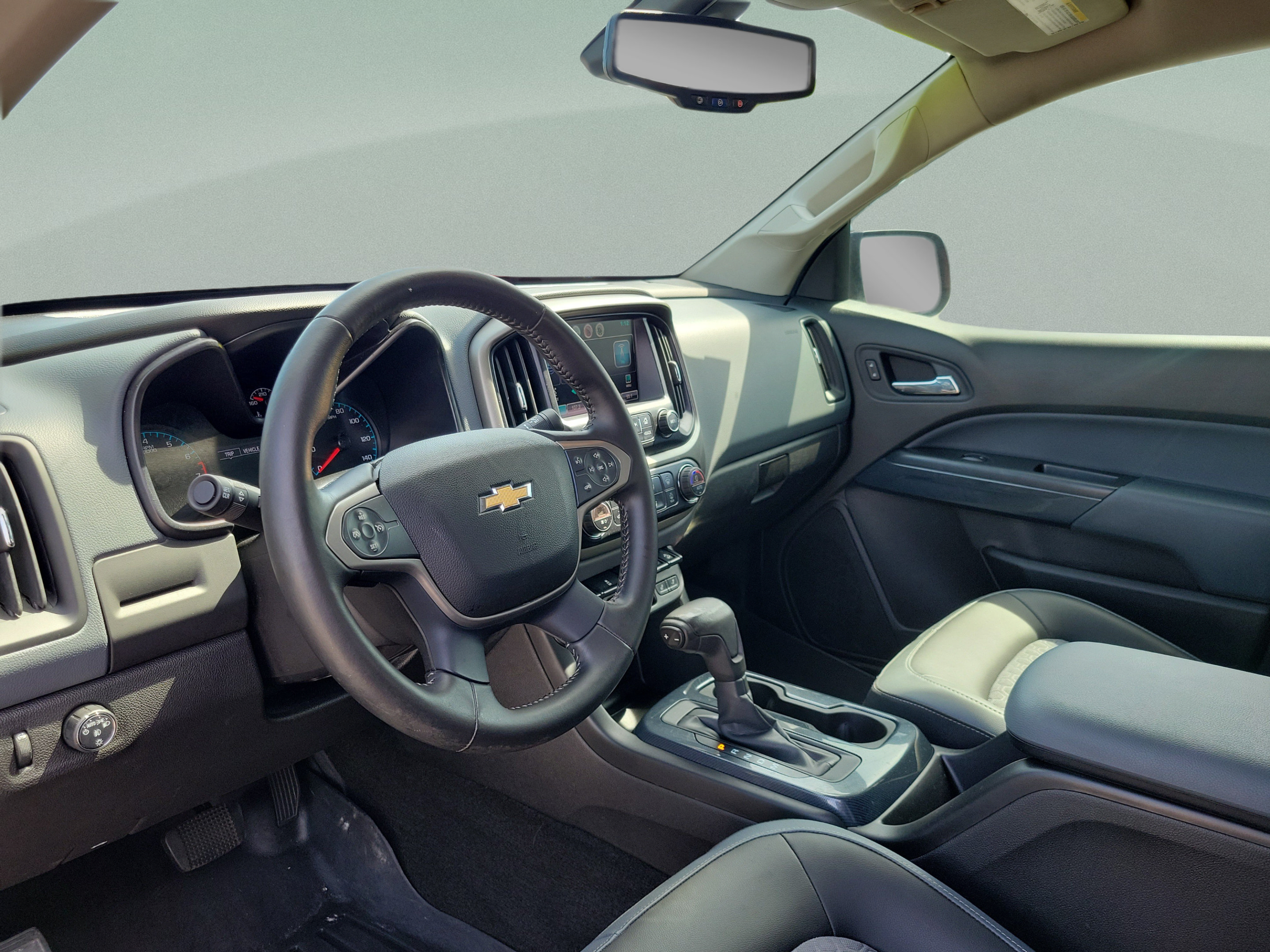 Used 2015 Chevrolet Colorado Z71 RWD image 11