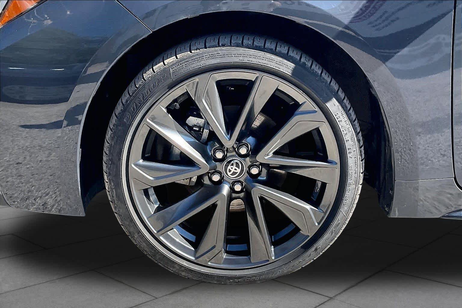 Used 2025 Toyota Corolla SE FWD image 11