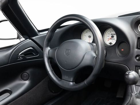 Used 2002 Dodge Viper RT/10 RWD image 12