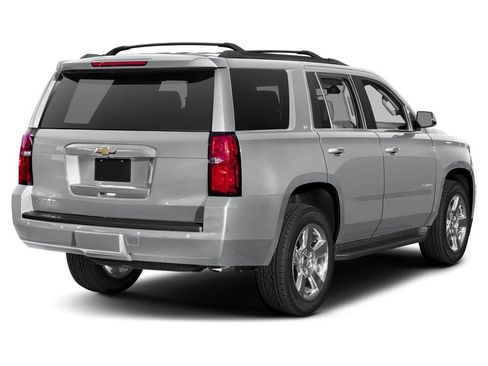 Used 2015 Chevrolet Tahoe LT RWD image 3