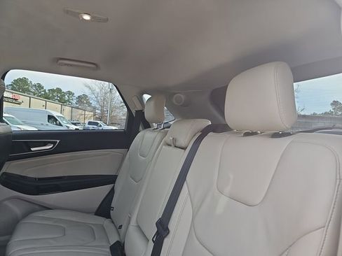 Used 2016 Ford Edge Titanium w/ Technology Package image 14