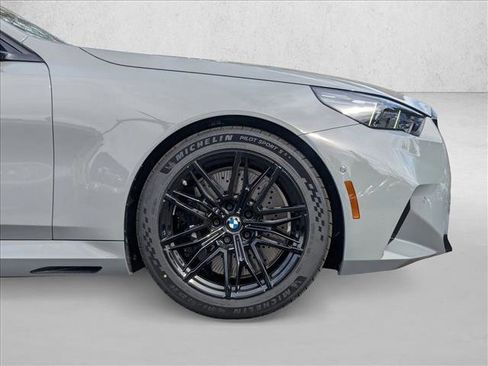 New 2026 BMW M5 image 10