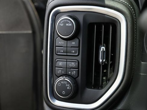 Used 2021 Chevrolet Silverado 1500 LT Trail Boss w/ Convenience Package II AWD/4WD image 25