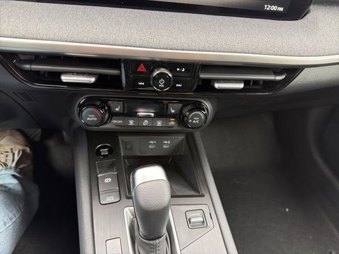 New 2026 Nissan Kicks SV w/ SV Premium Package image 11