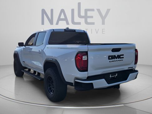 Used 2024 GMC Canyon AT4 w/ AT4 Premium Package AWD/4WD image 3