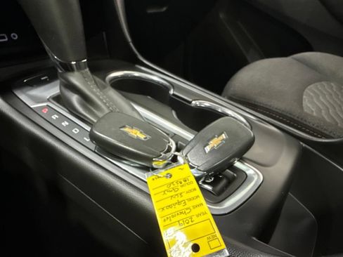 Used 2019 Chevrolet Equinox LT w/ Sun & Navigation Package AWD/4WD image 22