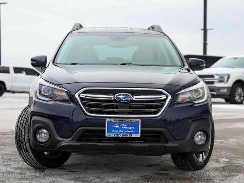 Used 2018 Subaru Outback 2.5i Limited image 2