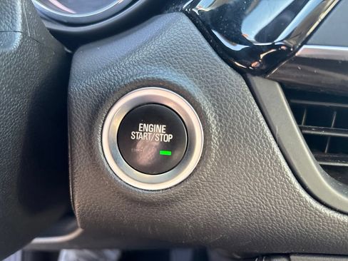 Used 2020 Buick Envision Essence w/ Experience Buick Package AWD/4WD image 21