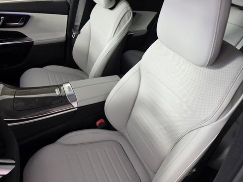New 2026 Mercedes-Benz GLC 300 4MATIC image 8