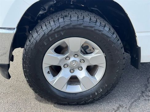 Used 2023 RAM 1500 Big Horn image 11