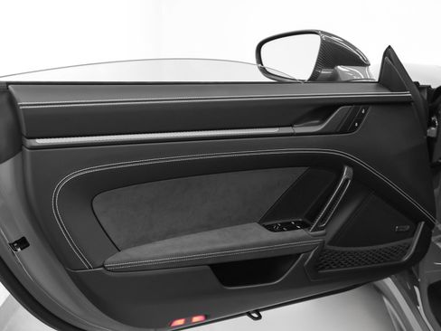 Certified 2026 Porsche 911 GT3 RWD image 75