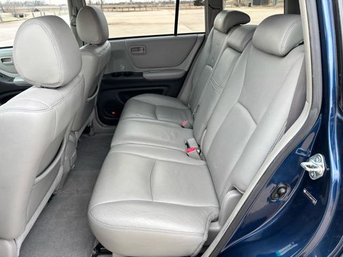 Used 2006 Toyota Highlander 2WD V6 image 10