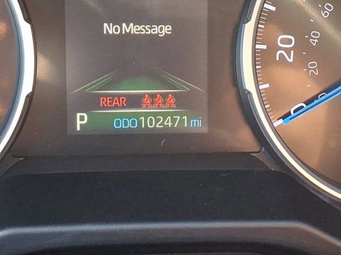 Used 2019 Toyota RAV4 LE image 19