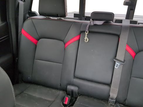 Used 2023 Chevrolet Colorado Z71 w/ Z71 Convenience Package 2 image 13