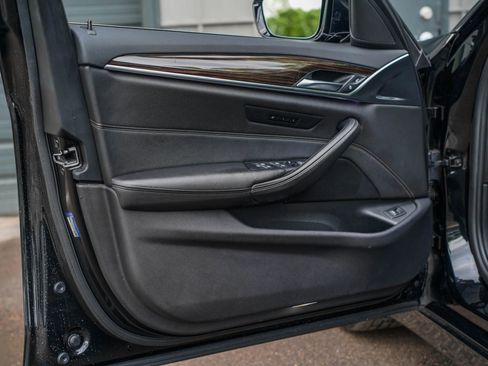 Used 2018 BMW 540i RWD image 9