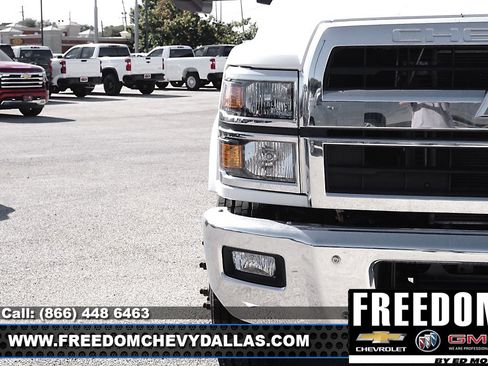 New 2023 Ford F150 LT image 30