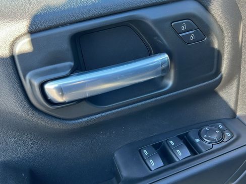 New 2026 Chevrolet Silverado 1500 Custom Trail Boss w/ LPO, Dark Essentials Package image 18