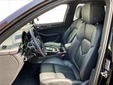 Certified 2025 Porsche Macan Turbo image 5