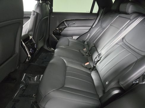 New 2026 Land Rover Range Rover Sport Dynamic SE image 5