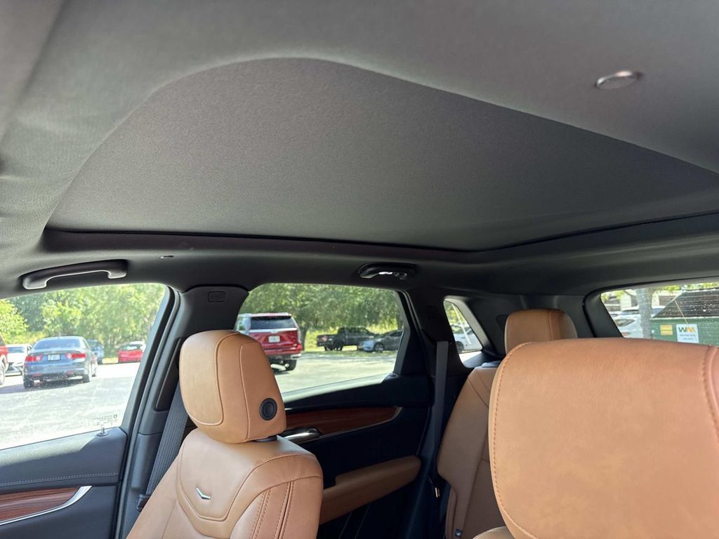 New 2026 Cadillac XT5 Premium Luxury w/ LPO, ONYX Package AWD/4WD image 32