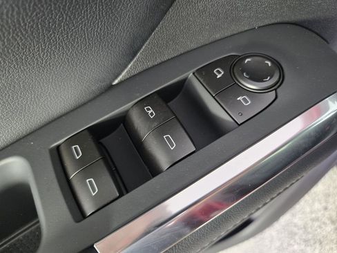 New 2026 Chevrolet Traverse LT w/ Sun and Wheel Package image 26