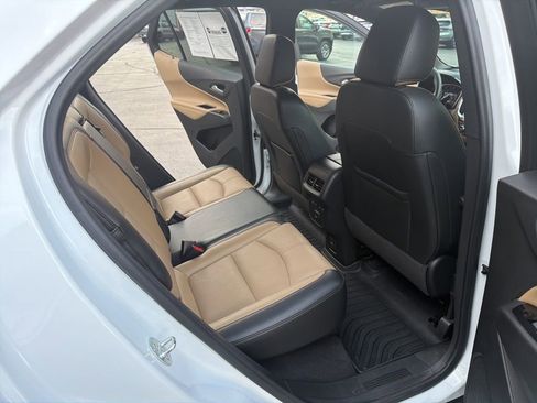Used 2023 Chevrolet Equinox Premier image 14