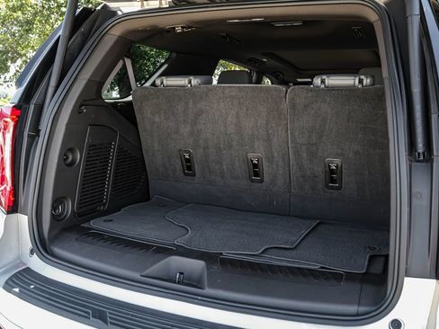 Used 2021 GMC Yukon SLT w/ SLT Luxury Plus Package RWD image 68
