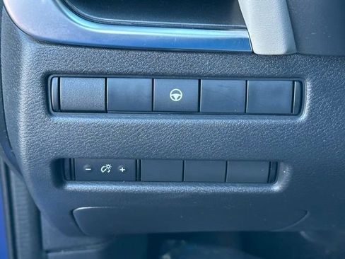 Used 2021 Nissan Rogue SV image 23