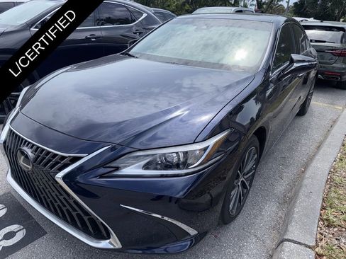 Used 2025 Lexus ES 300h w/ Premium Package FWD image 2