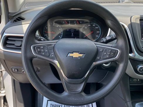 Used 2021 Chevrolet Equinox LS FWD image 18