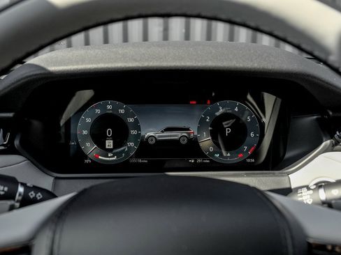 New 2026 Land Rover Range Rover Velar S image 12