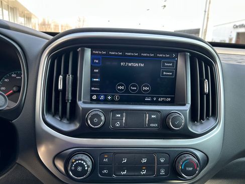 Used 2022 Chevrolet Colorado LT w/ LT Convenience Package image 17