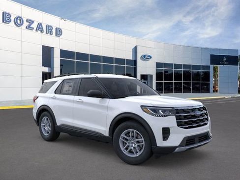New 2026 Ford Explorer Active image 8