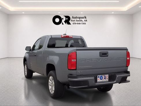 Used 2022 Chevrolet Colorado LT w/ Fleet Safety Package RWD image 4