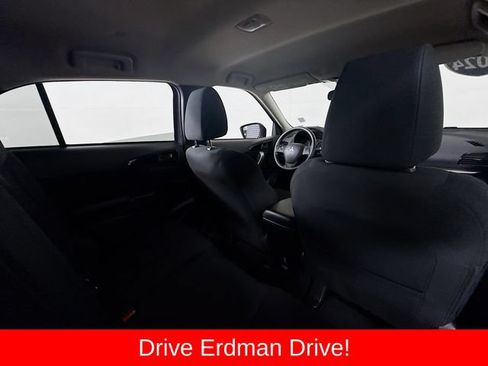 Used 2024 Mitsubishi Eclipse Cross LE AWD/4WD image 28