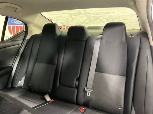 Used 2021 Nissan Sentra SV FWD image 16