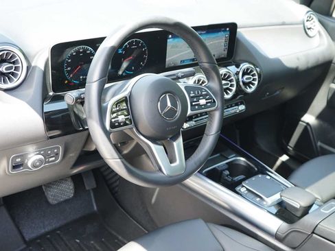 Used 2021 Mercedes-Benz GLA 250 4MATIC image 8