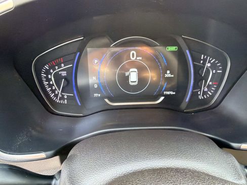 Used 2020 Hyundai Santa Fe SEL image 8