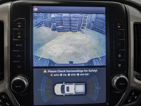 Used 2018 GMC Sierra 3500 Denali w/ Duramax Plus Package image 26