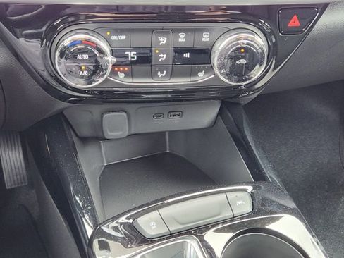 New 2026 Chevrolet Trax LT w/ Driver Confidence Package image 33