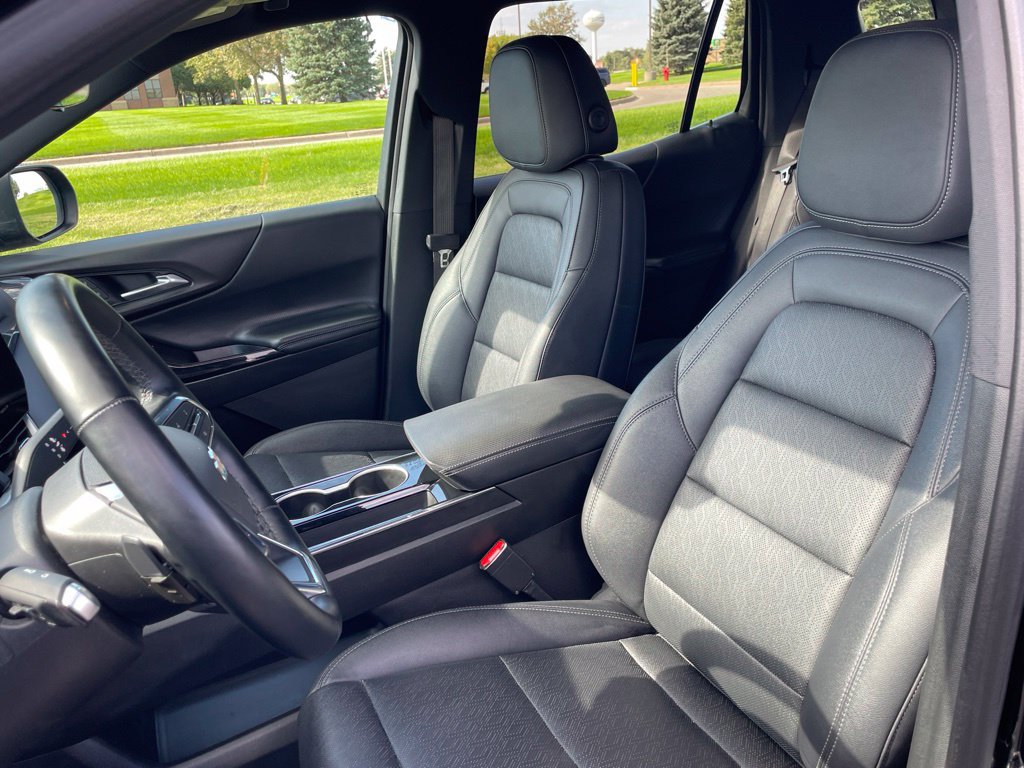 Used 2025 Chevrolet Equinox LT w/ Convenience Package II AWD/4WD image 10