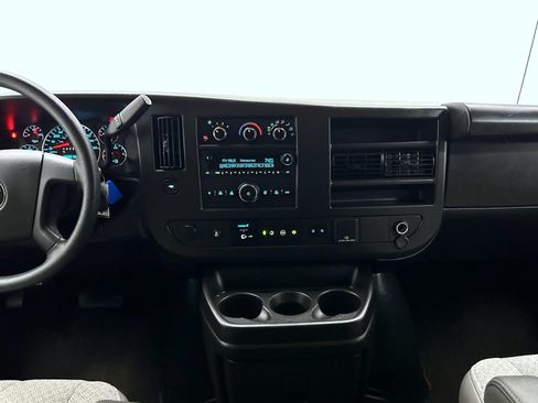 Used 2024 Chevrolet Express 3500 LT w/ LT Preferred Equipment Group RWD image 13