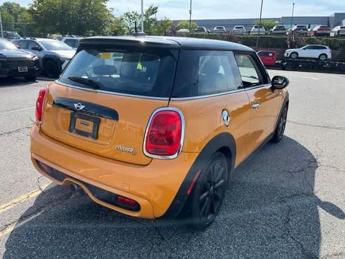 Used 2018 MINI Cooper S FWD image 4