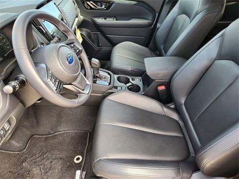 Used 2025 Subaru Forester Limited image 13